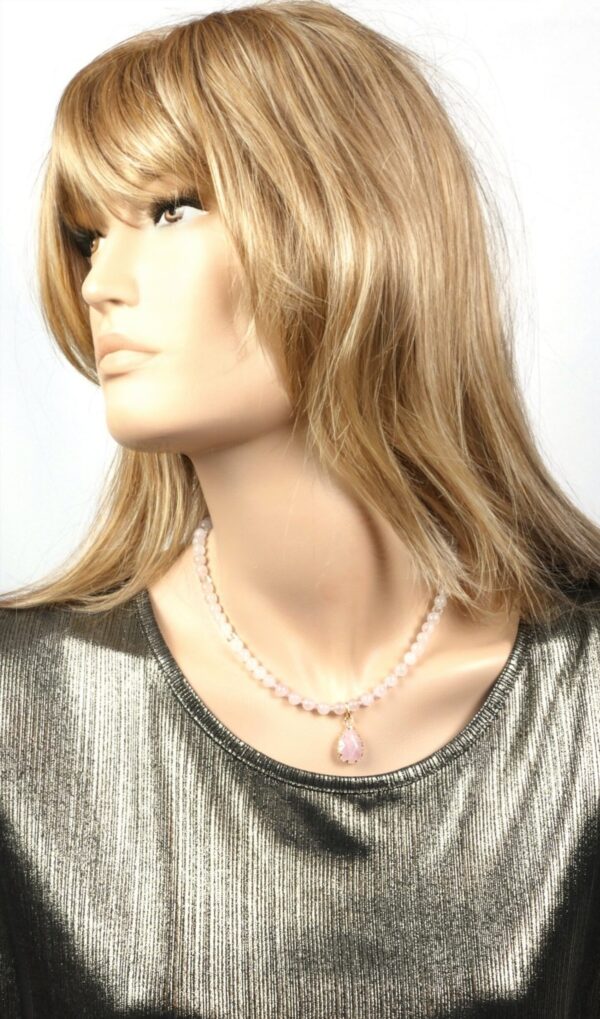 Choker/halsketting met rozenkwarts edelstenen en bergkristal